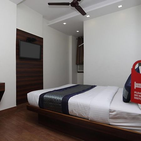 Hotel O Sun Palace Delhi Zewnętrze zdjęcie