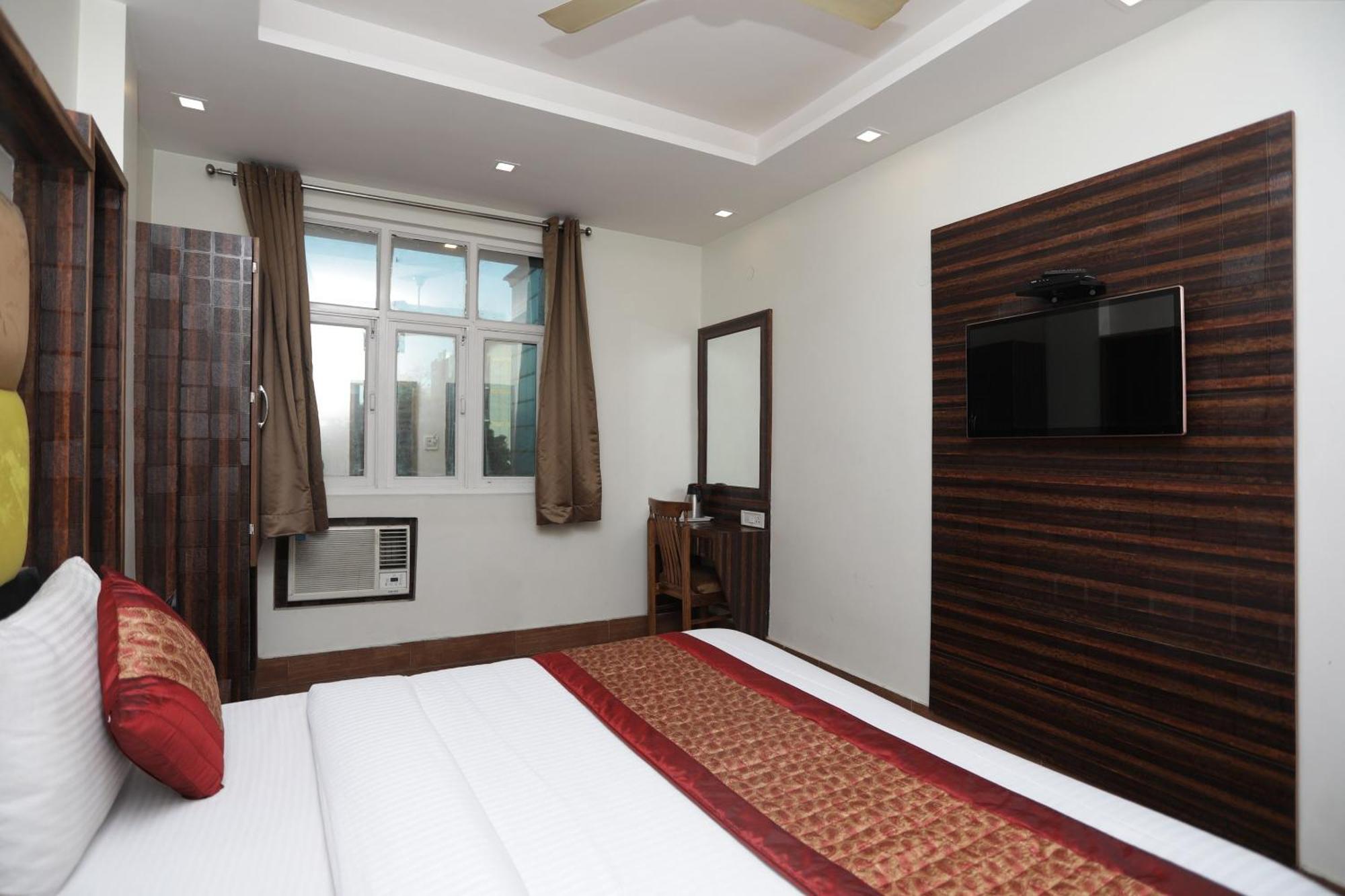 Hotel O Sun Palace Delhi Zewnętrze zdjęcie